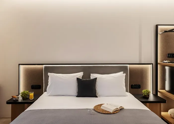 Chora Suites, Premium Key Collection